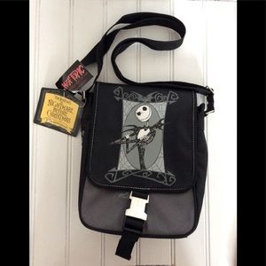 NWT 💀Hot TopicThe Nightmare Before Christmas Mailbag ☠️